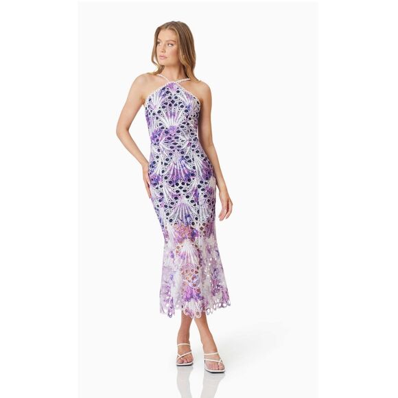 Elliatt Dresses & Skirts - Elliatt Lavender and White Lace Halter Sheath Dress